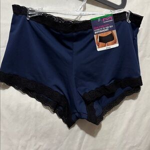 Maidenform Boyshort- New-Size 7 Navy Blue Low Rise
